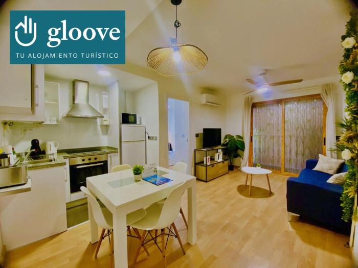 San Francisco Home II by Gloove