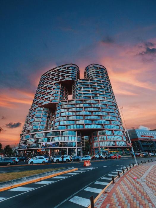 Hermoso Departamento con Piscina en Edificio EPIQ