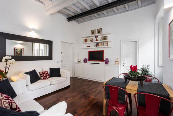 Your nest with wooden ceilings in Monti