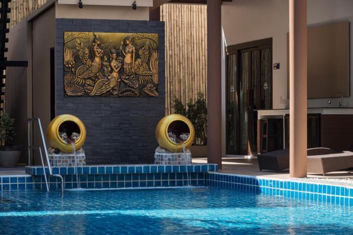 Blue Palm Residence Kata