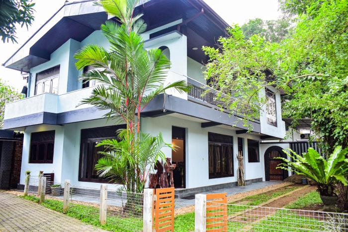 Wicks Backpackers Lodge - Peaceful Quality stay, Walk to the Historic Galle Dutch Fort and the beach