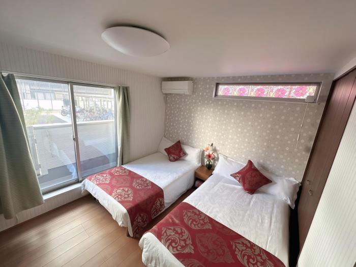 Osaka Ruyi House 102 can accommodate 4 people