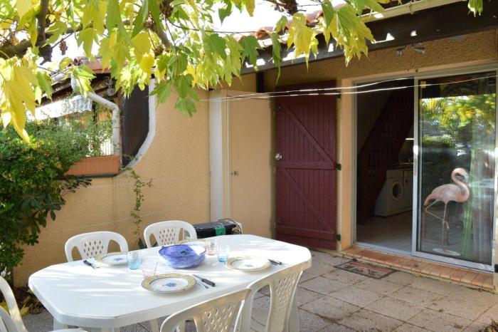 Confortable Maison avec Mezzanine donnant sur la marina Saint Cyprien sc105-013