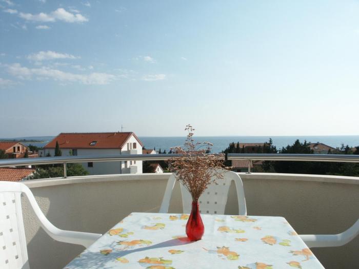 Apartments Luaniva 50m from the see