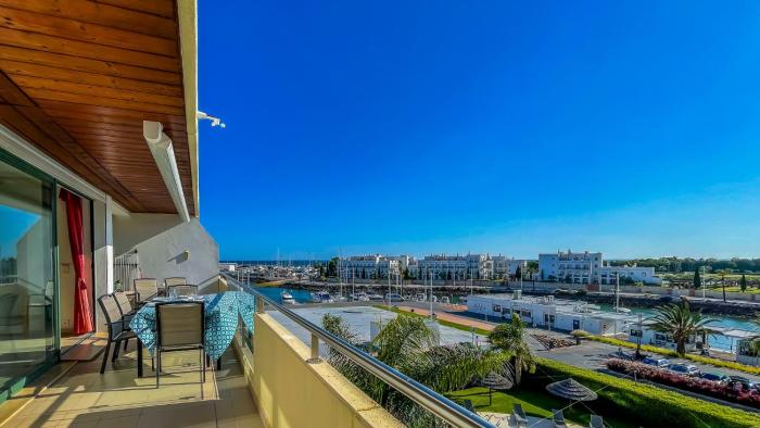 Aquamar Sunset T2 by HsR Marina Vilamoura