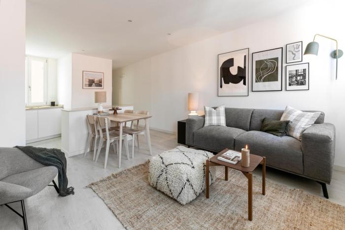 Modern 2-bed apartment with view to Clerigos Tower