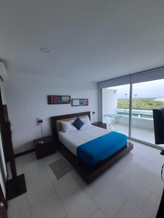 Cartagena Morros playa edificio frente al mar 1