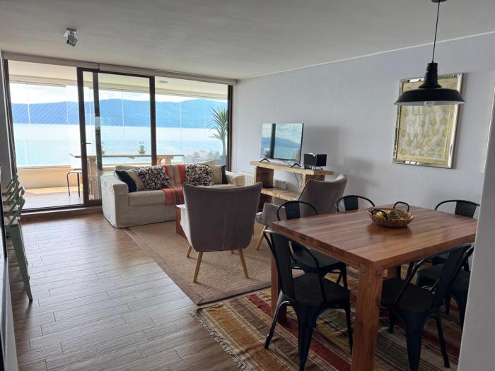 Depto. orilla de lago Villarrica