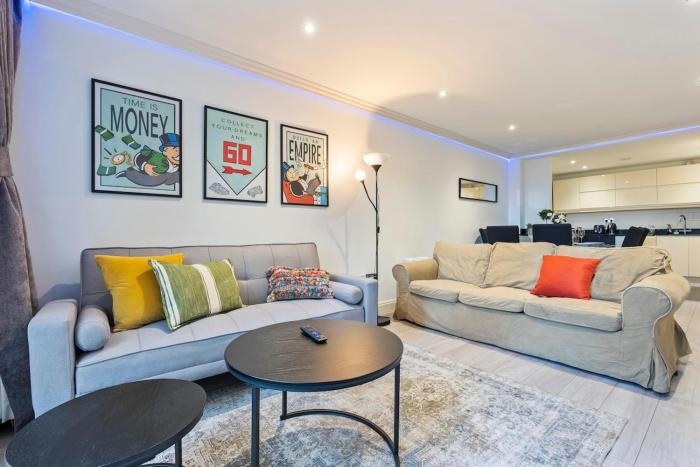 Monopoly Suite - Luxurious High-Tech Bright & Spacious Central Flat