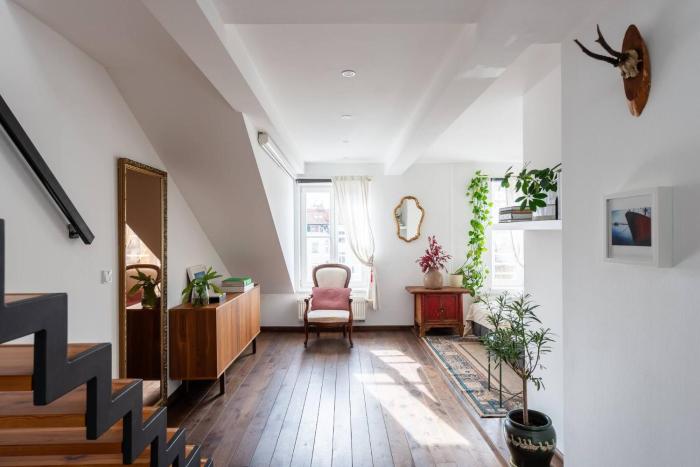 Charming Prague Apartment in Vrovice with Roof Terrace