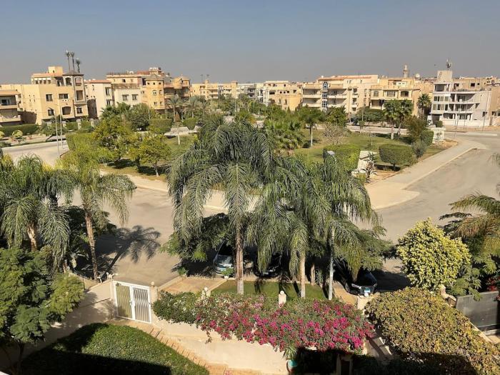 Breezy roof top studio, Choueifat, New Cairo