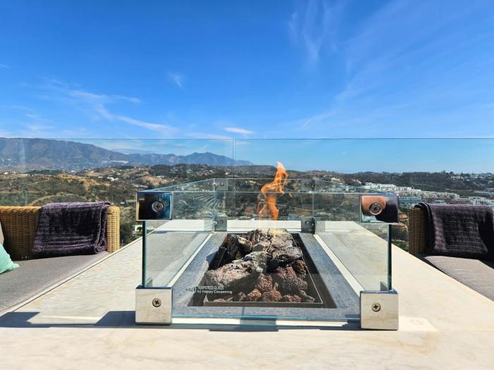 Penthouse with extensive terraces and a Private Plunge Pool