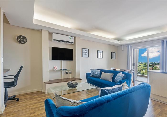 Stylish U15 Genisis on Fairmount