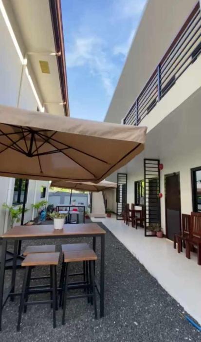 JMorino Pension House