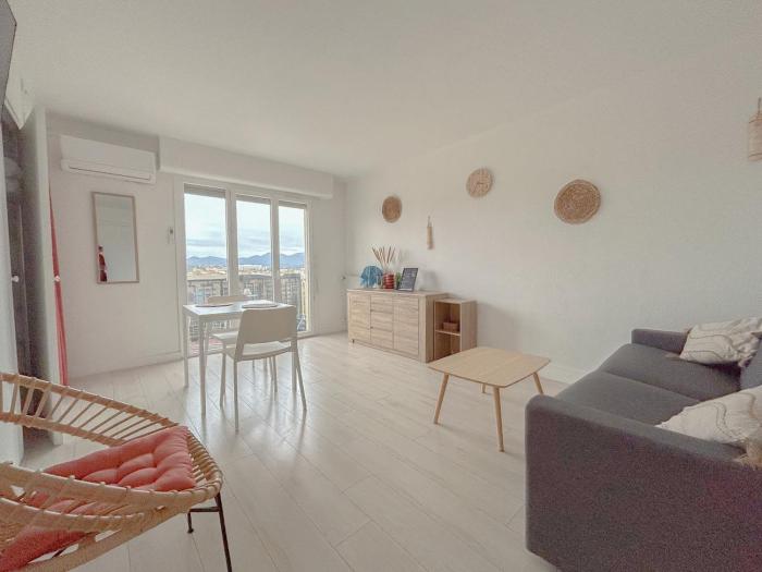 Charmant studio bohème vue dégagée moderne