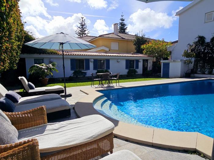 Charming Cozy Studio with Garden & Pool