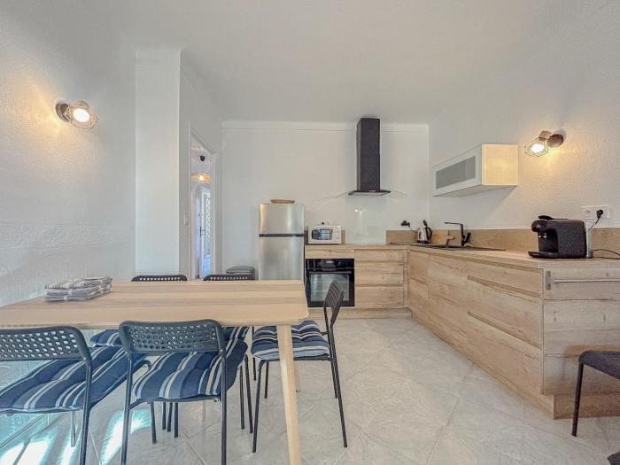 Face à la mer, T3 avec terrasse et parking privé