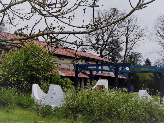 la source et la sorciere