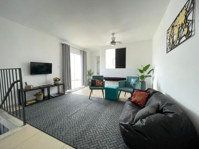 Apartamento Duplex em Condomínio com portaria