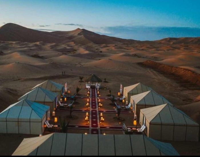 luxury camp desert ideal