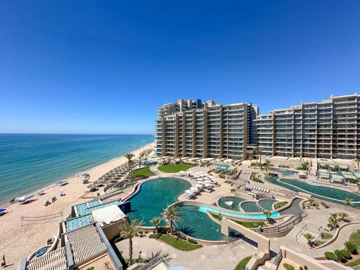 Beach Bliss Retreat Beachfront Condo