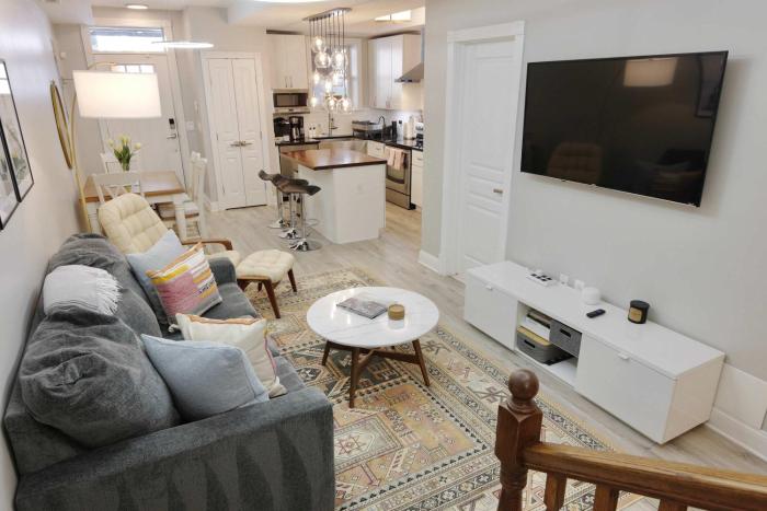 Stellar Stay by Petworth Metro