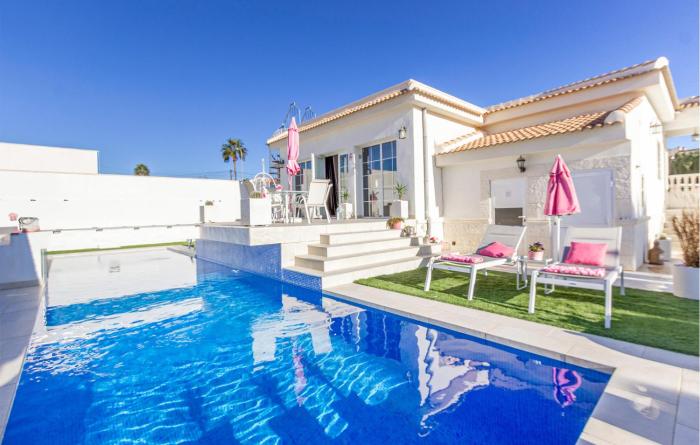 3 Bedroom Cozy Home In Rojales