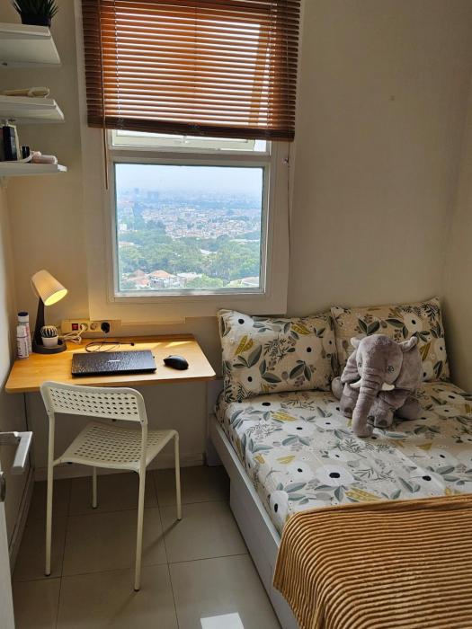 Cozy Mozy 2BR Apartment - Parahyangan Residence