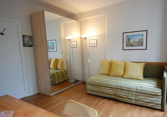 Studio Paris near Invalides Unesco Eiffel Tower Montparnasse