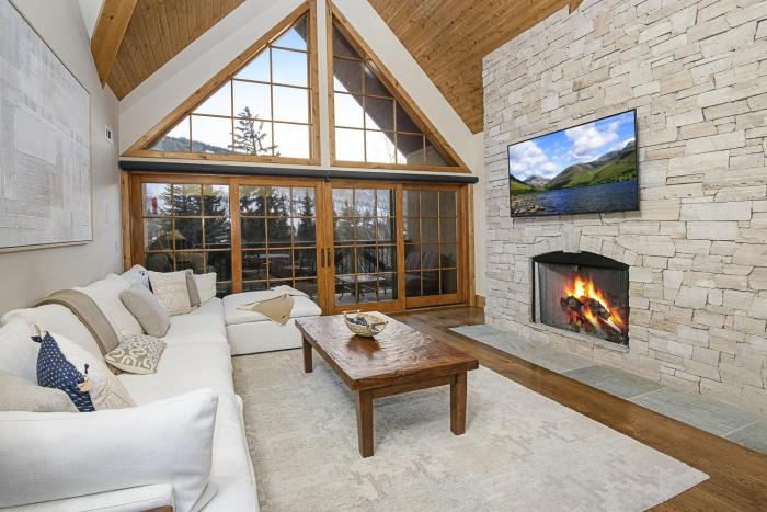 Vail Mountain View #402 condo