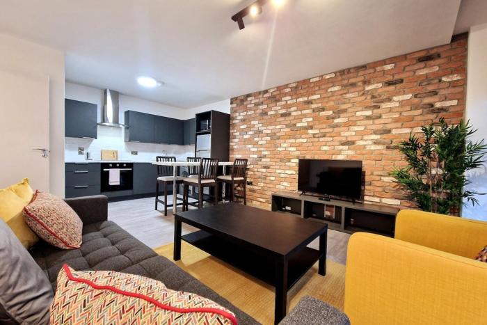 Super stylish 2 bed, 2 bath