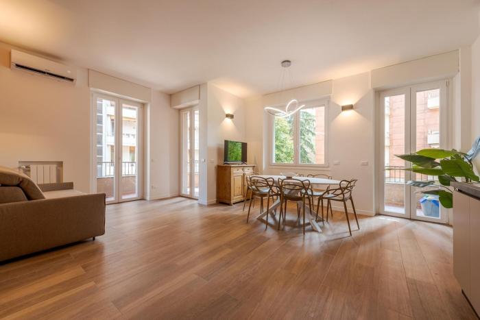 Costanza Luxury Apartment