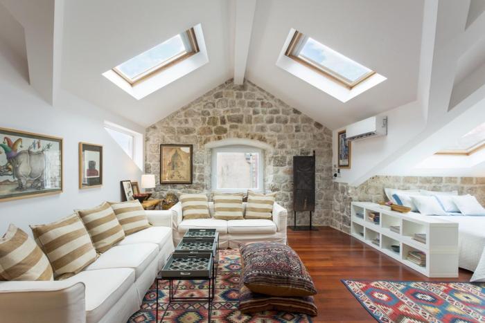 Bright and Modern Loft Near the City Walls