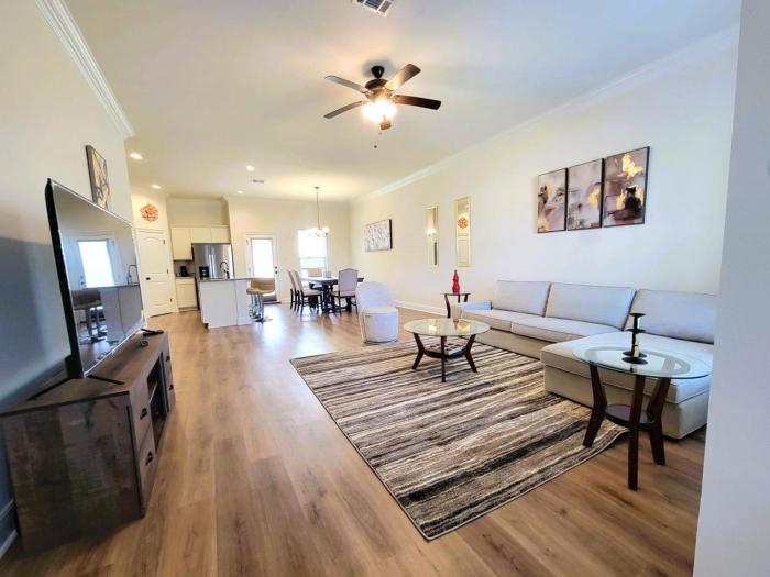 Golden Horizon Escape