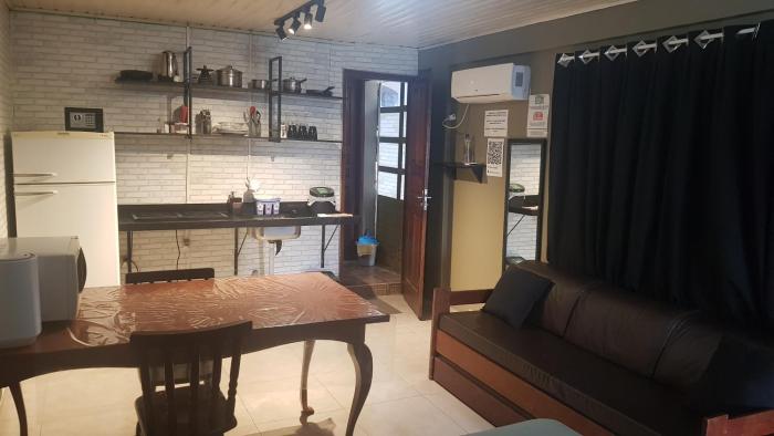 Casa no centro de Foz! Ar-condicionado, Smart Tv, Wi-fi, Cozinha, Ventilador e 4 Camas