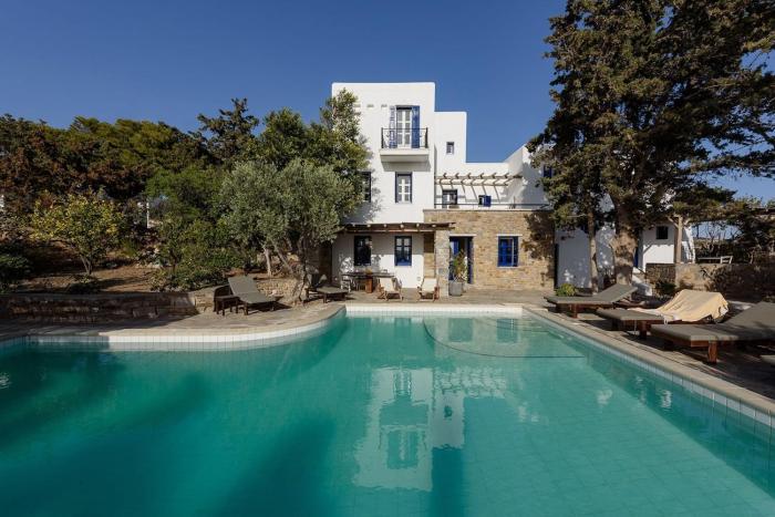 Villa Padma, Agkeria Paros