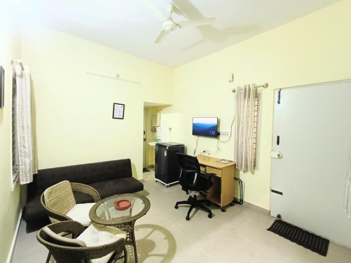1bhk near IIMB on GF