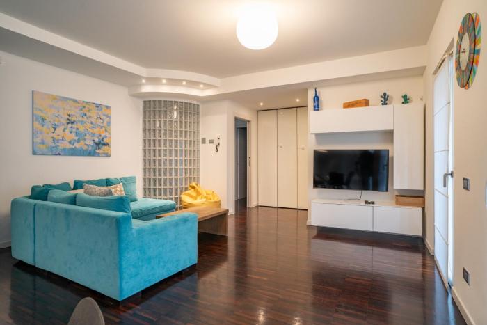 Authentic yet modern retreat in Lecco center