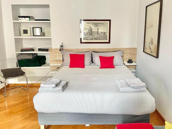 Two Bedrooms Spanish Steps Apartment