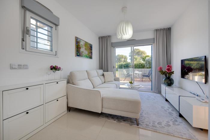 Punta Prima apartment with private garden