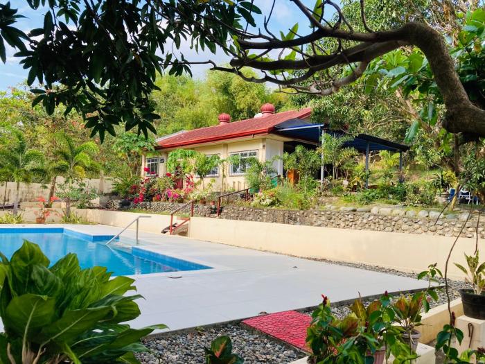 The poolhouse at McKirdys mango farm