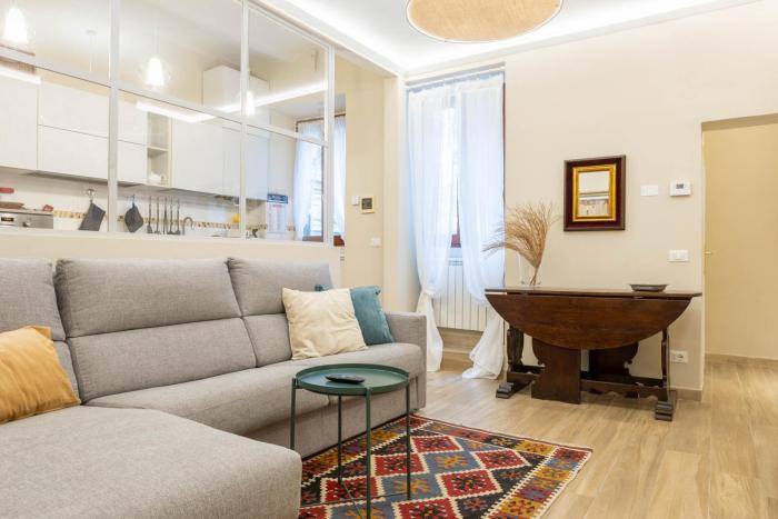 SantAmbrogio Elegant Apartment