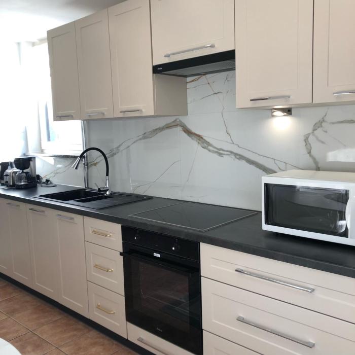 Lägenhet Thujan, Solrosen i Simrishamn-Österlen