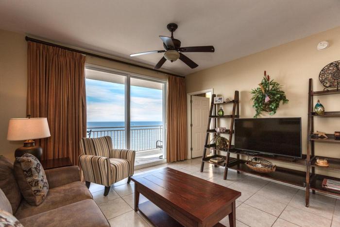 Splash Ocean-front Luxury Two-bedroom Beach Condo