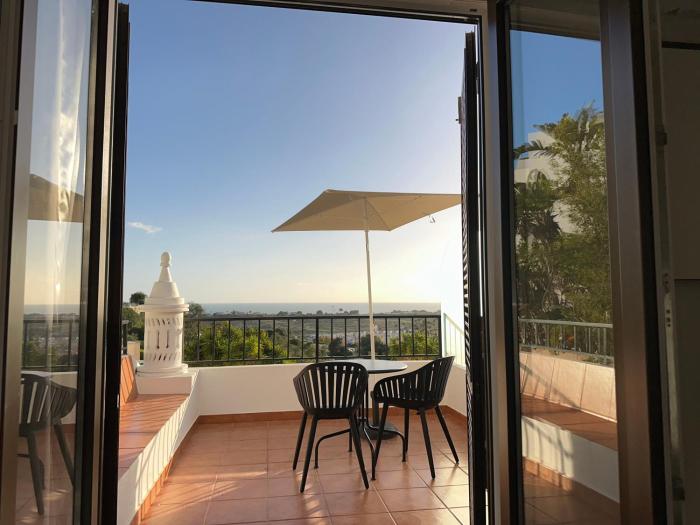 Cliff Enchantment - Pool and Sea View in Albufeira
