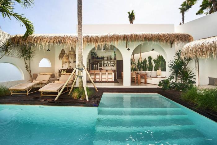 Gorgeous Mediterranean Style 2 Bed, Top Pick!