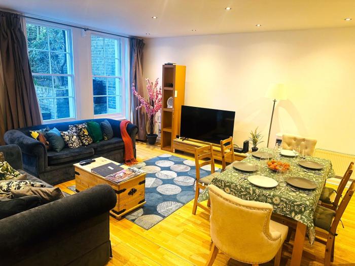 Charming Comfy Apartments by Kensington & Chelsea