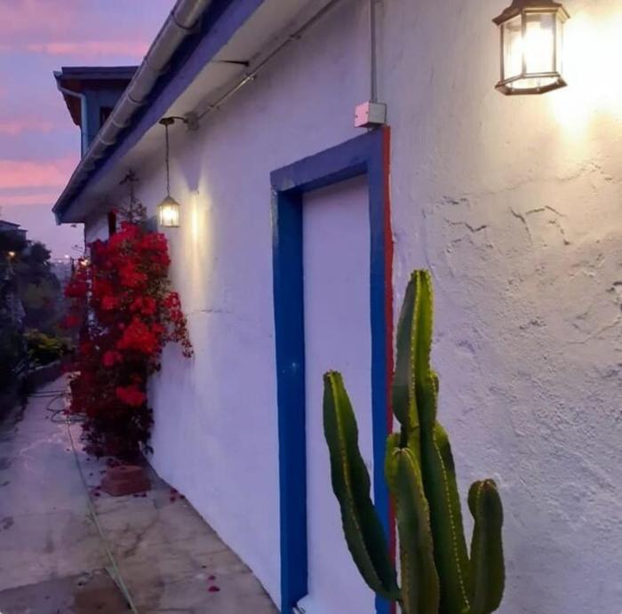 Refugio, cerro alegre