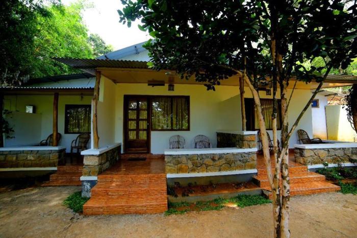 Glenmore Resorts Munnar