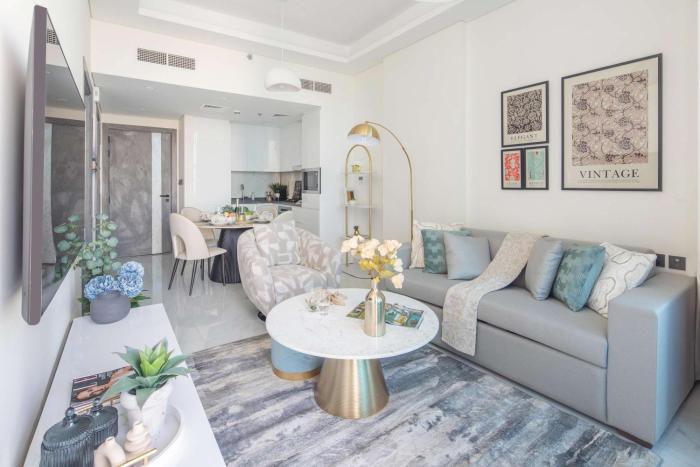 Frank Porter - Samana Park Views